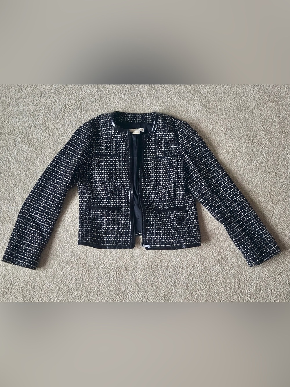 Michael Kors Women’s Black & White Tweed Zip up Coat Size 8